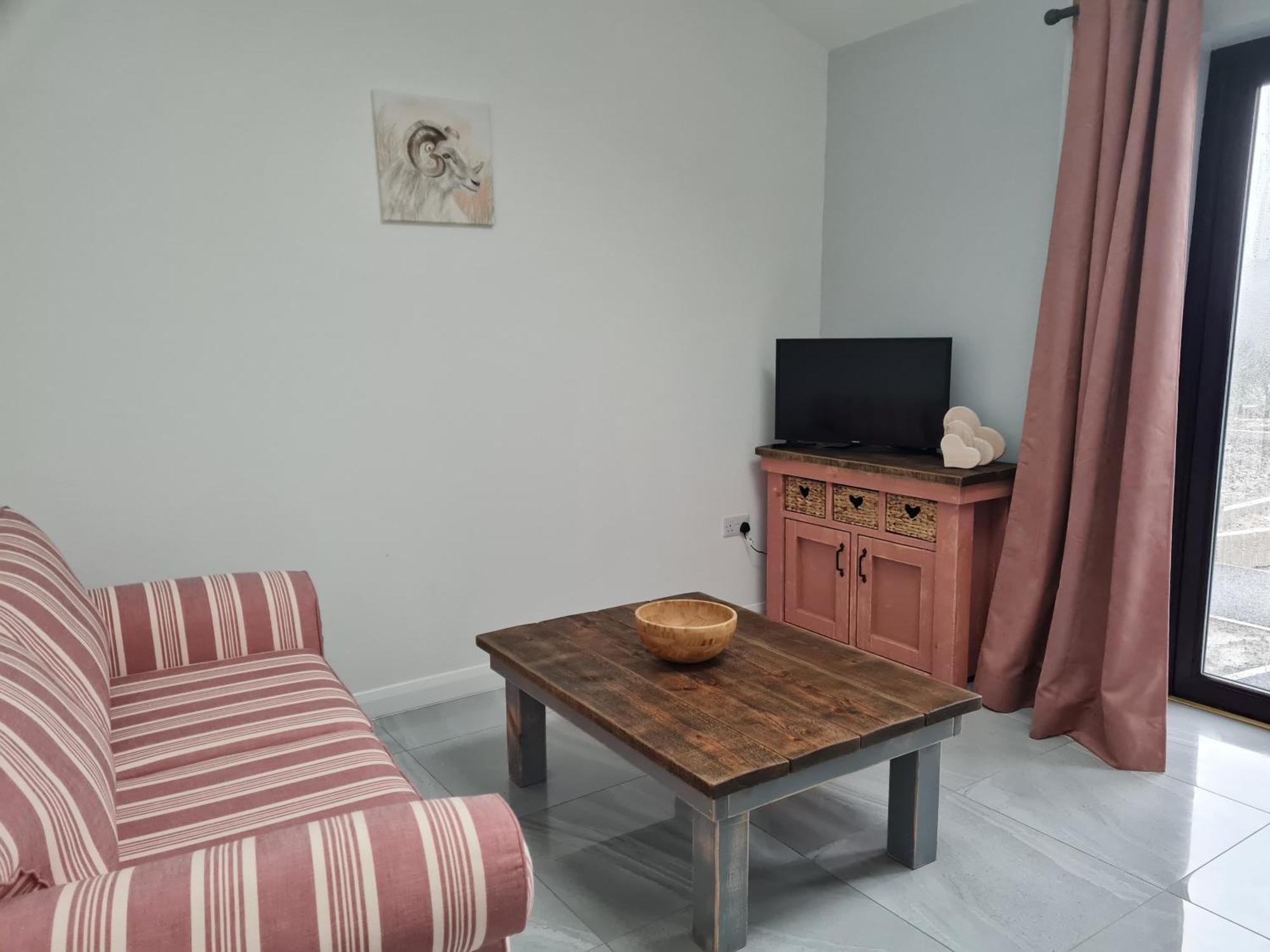 The Old Mountain Stables Caerllwyn Ganol Farm Apartment Newport  Room photo